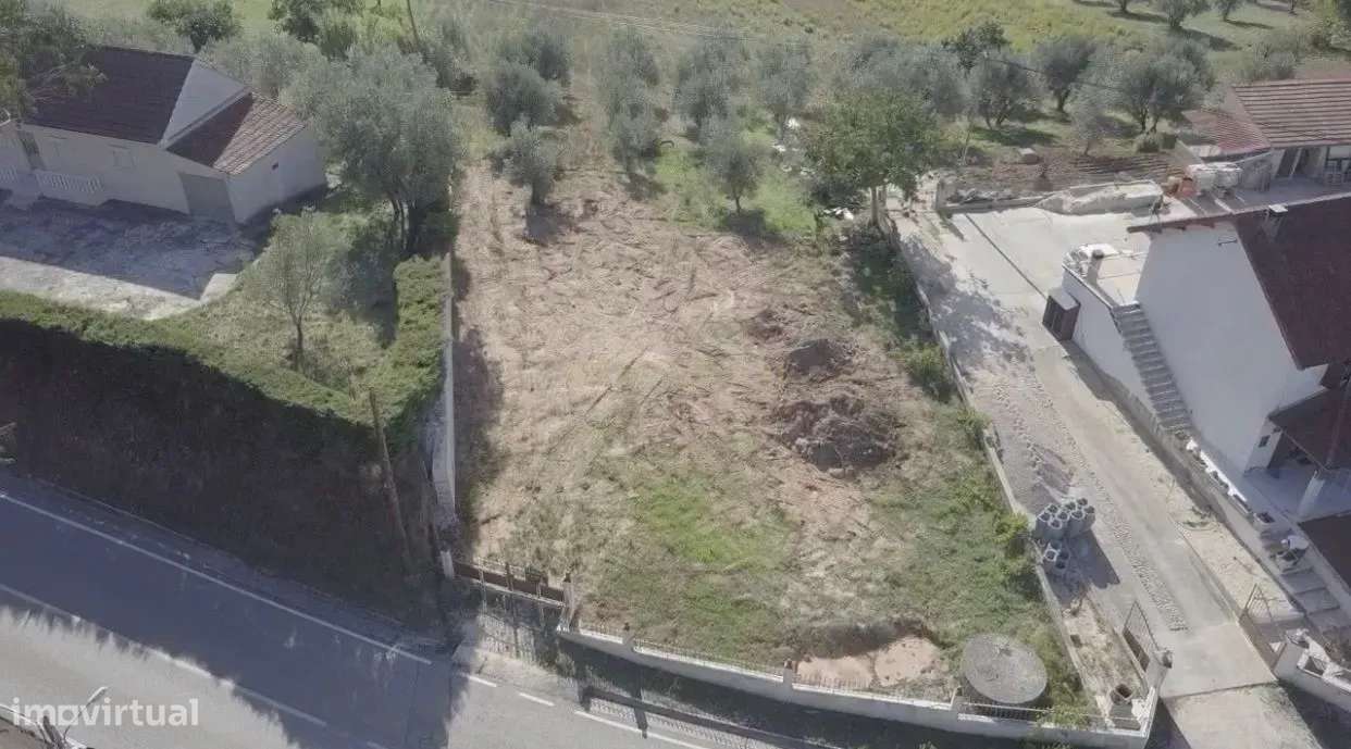 Terreno em Santiago Litém em Pombal - Grande imagem: 2/32