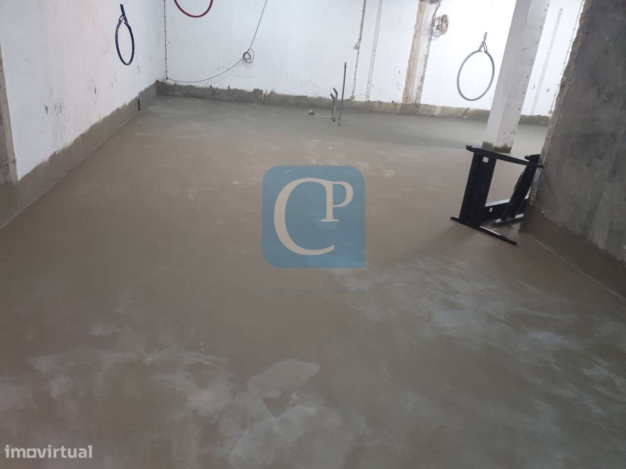 Armazém/arrumo no centro de Vila Nova de Famalicão - Grande imagem: 3/14