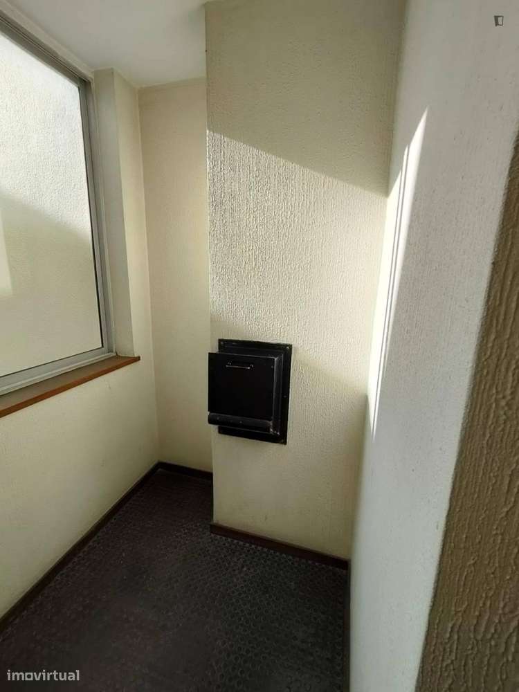 Quarto - localizado em Telheiras Lisbon - Grande imagem: 3/7