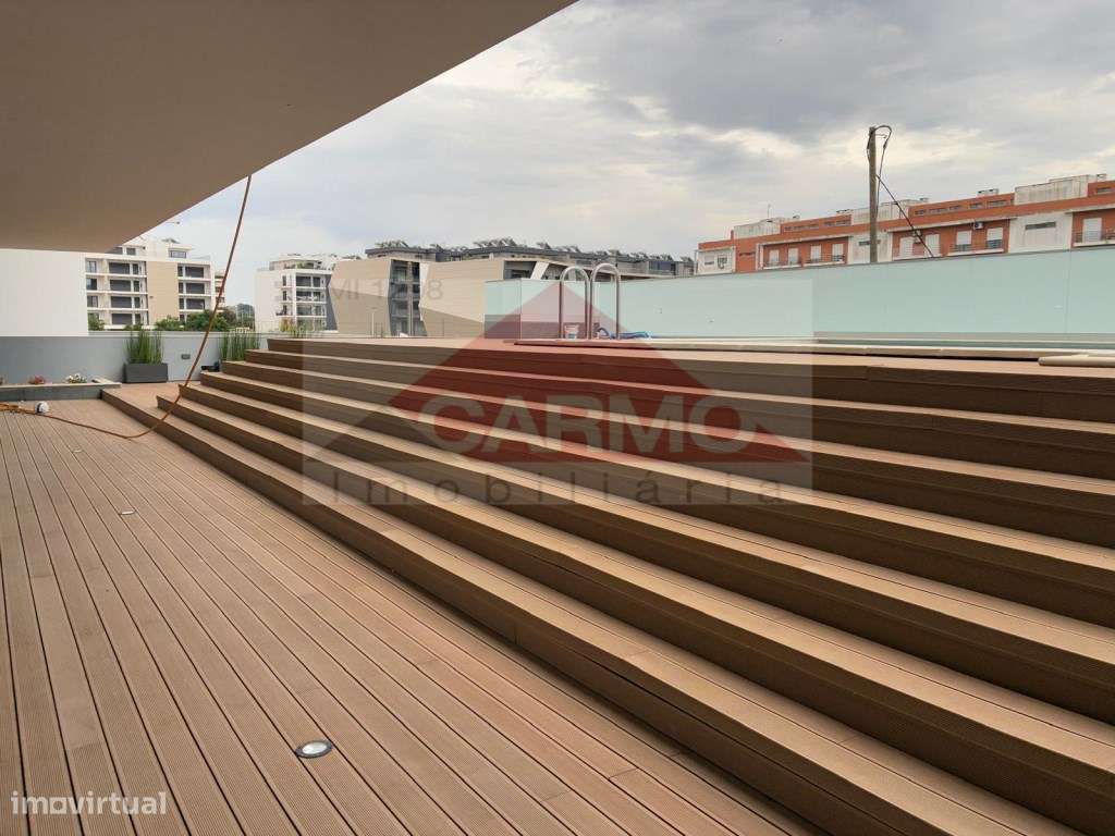 T4 com acabamentos de luxo, Condomínio com Piscina e Ginásio.(Ofert... - Grande imagem: 3/33