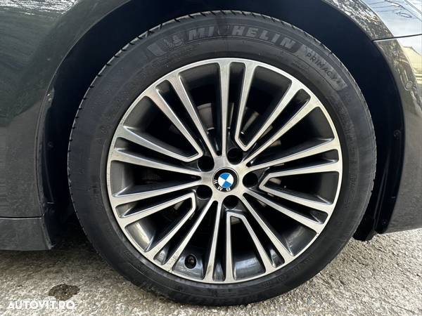 BMW Seria 5 520d Efficient Dynamics Edition Aut. Sport Line - 19