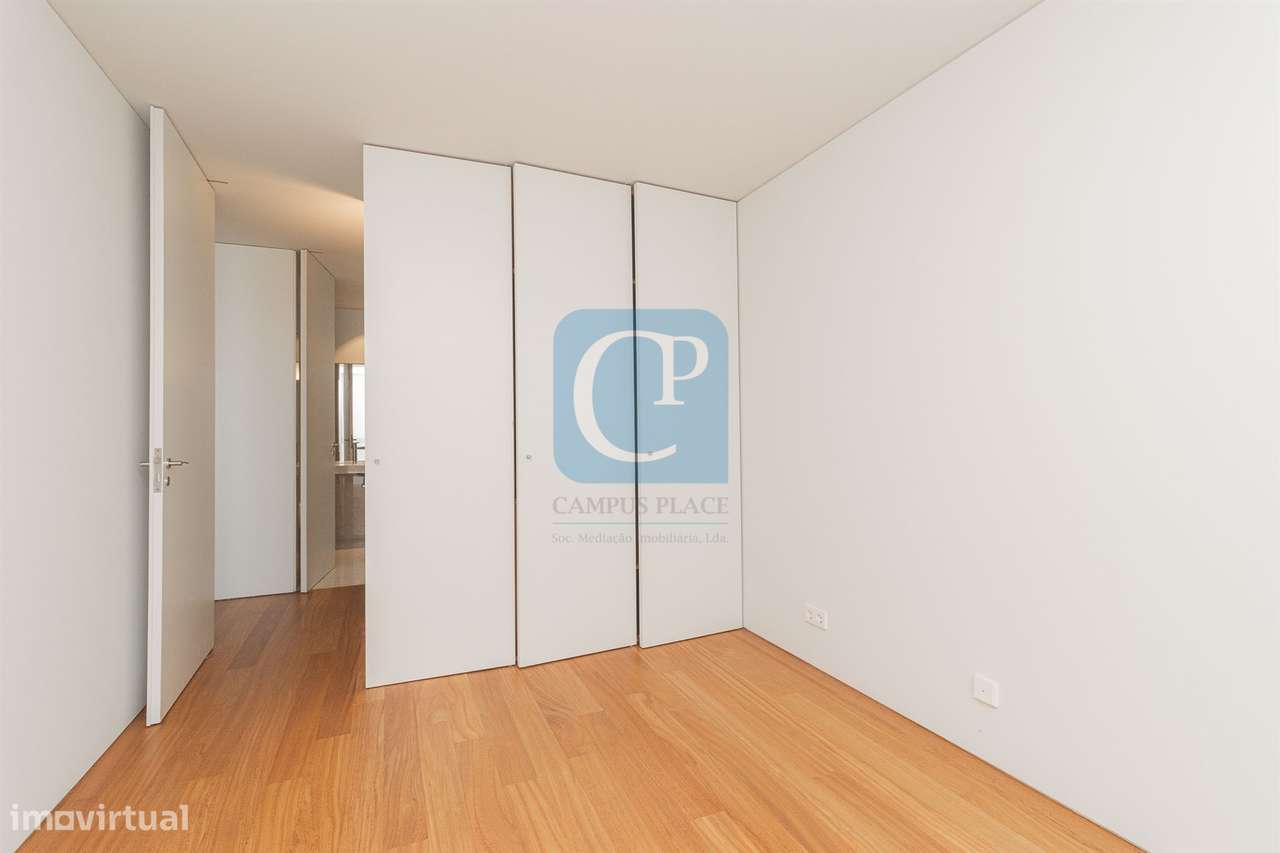 Moradia nova V5 à Avenida dos Combatentes no Bonfim, Porto-31