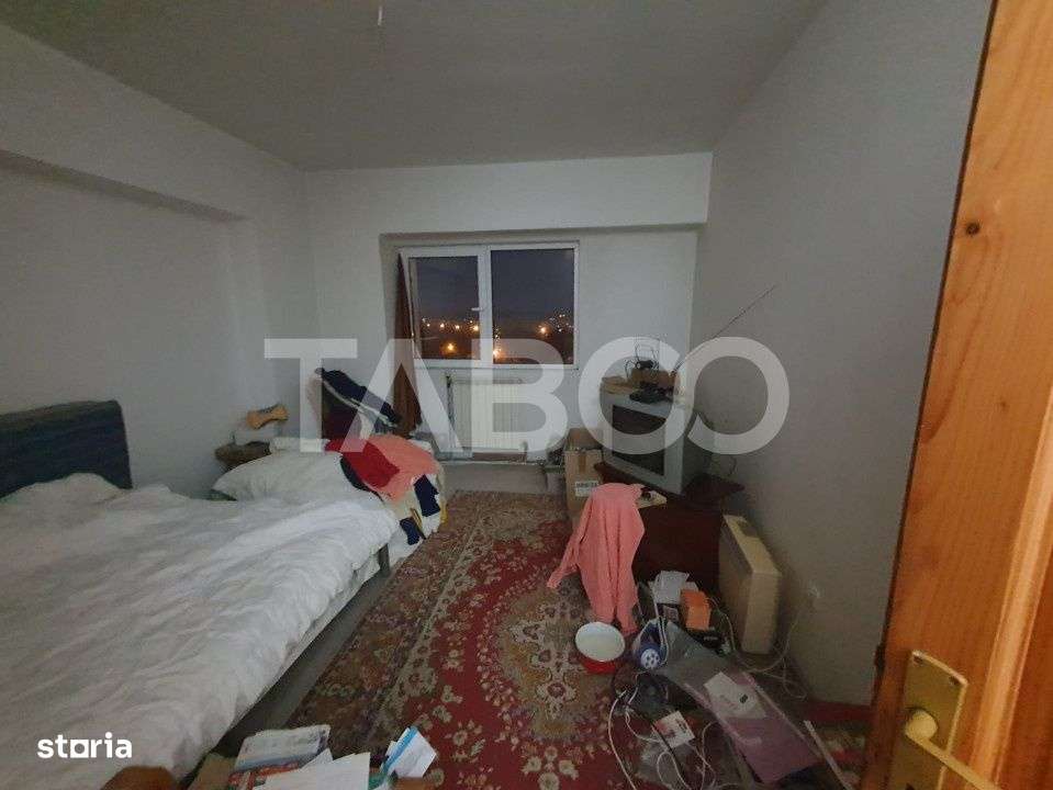 Apartament de vanzare 5 camere 121 mp utili zona Campului Fagaras - Imagine principală: 3/5