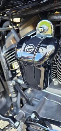 Harley-Davidson Touring Street Glide - 11