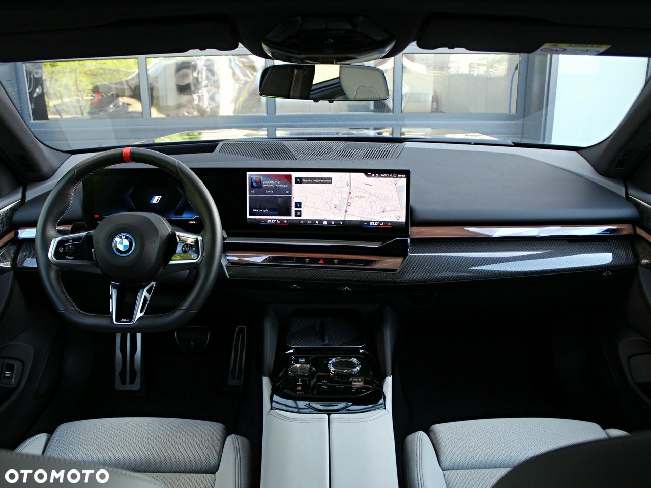 BMW i5 - 14