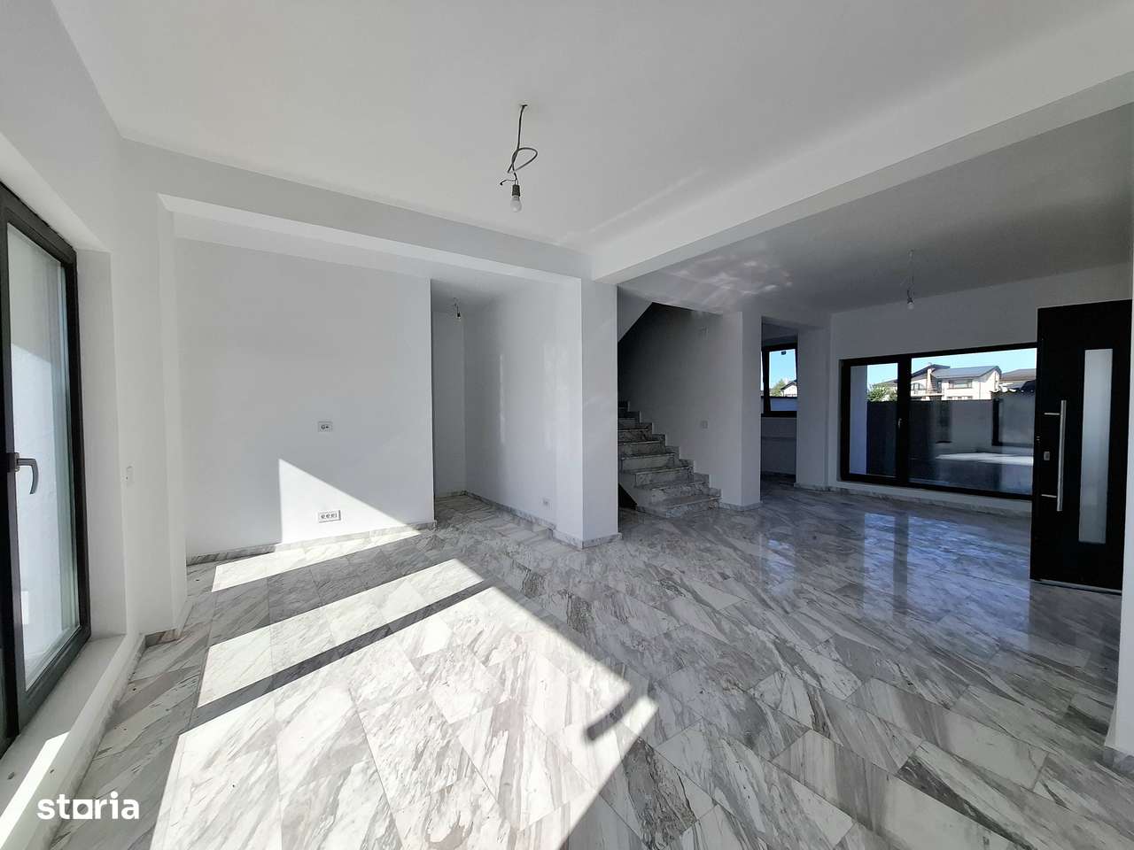 Vila cu 4 camere, tip duplex, zona Albert-1