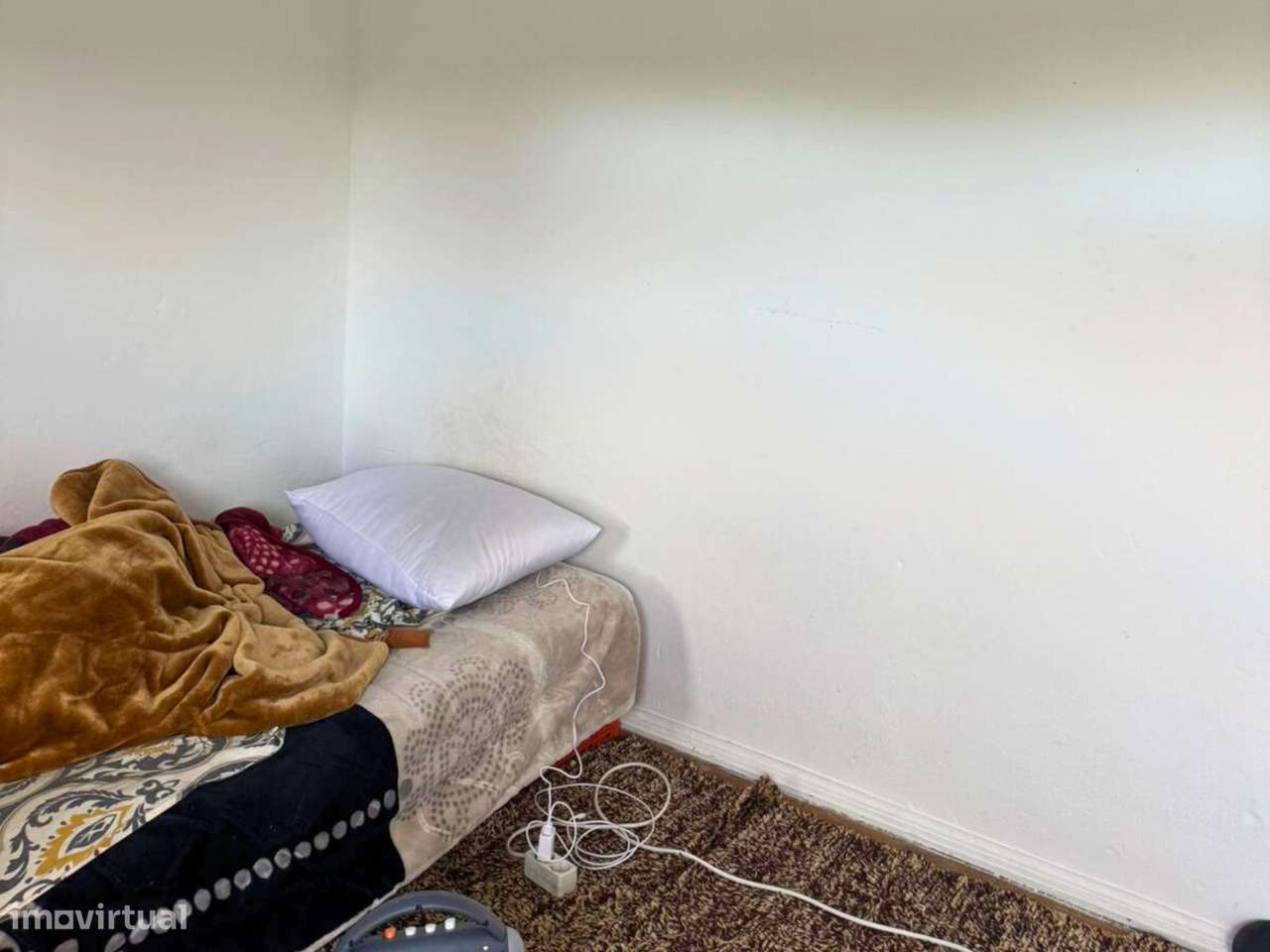 Moradia a Necessitar de Obras – Vale de Santarém - Grande imagem: 3/16