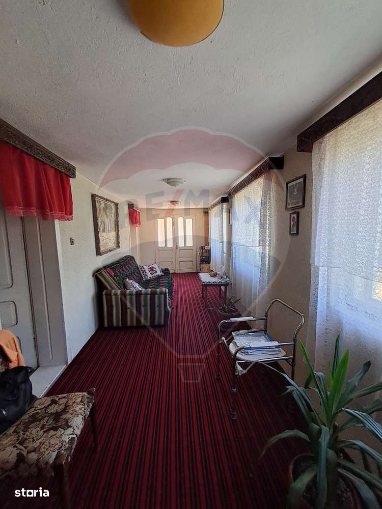 Casă / Vilă cu 4 camere de vânzare in Fratostita Dolj - Imagine principală: 5/10