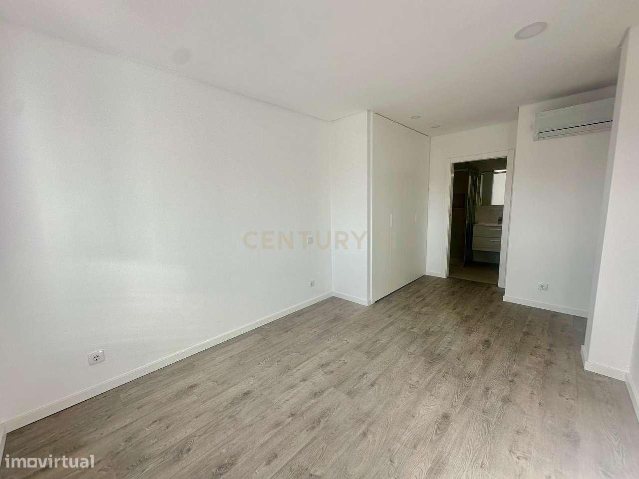 T3 Tires - 3 parqueamentos e arrecadação-24