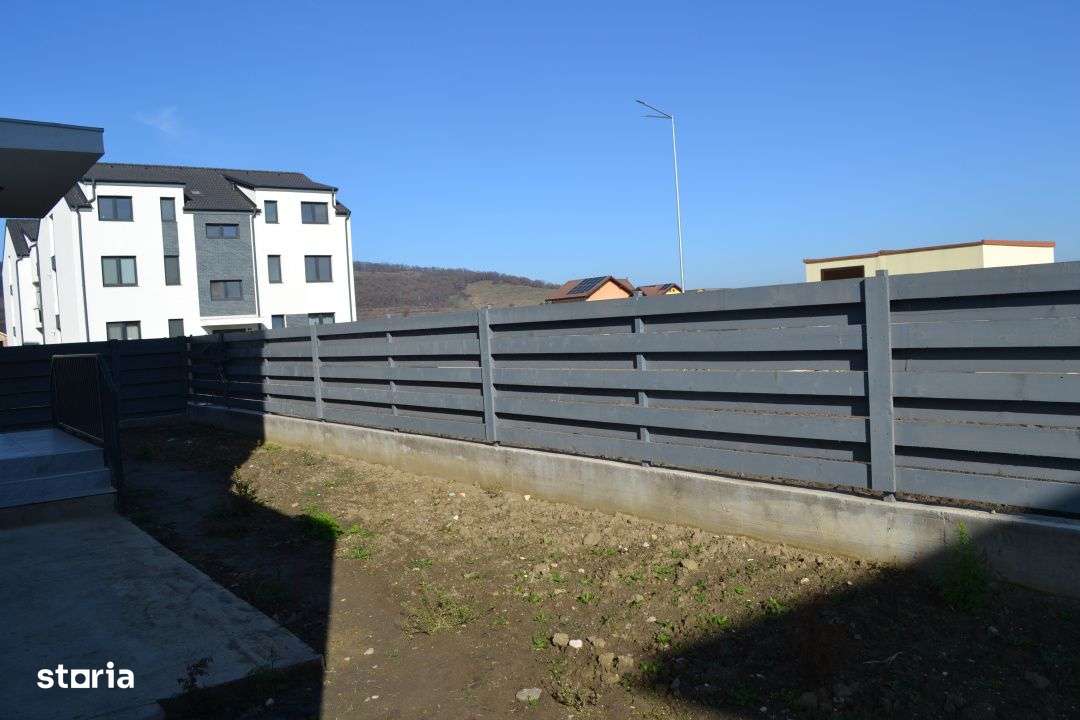 Duplex modern cu gradina si doua locuri de parcare - Imagine principală: 4/13