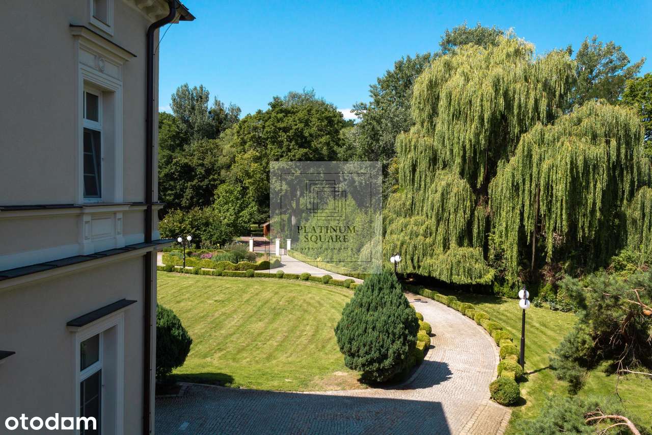 Zabytkowy pałac na sprzedaż  25 ha, prywatny park | okolice Wrocławia,-5