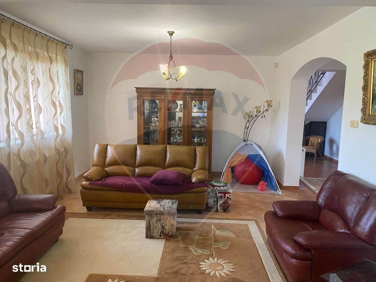 DE VANZARE Vila de vacanta in Pucioasa /Dambovita-6