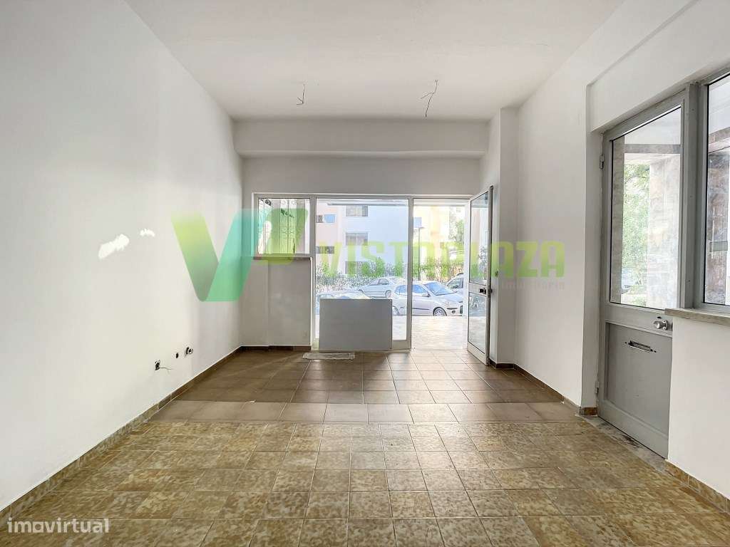 Espaço Comercial na Praia da Rocha com Terraço, Restaurante - Grande imagem: 4/30