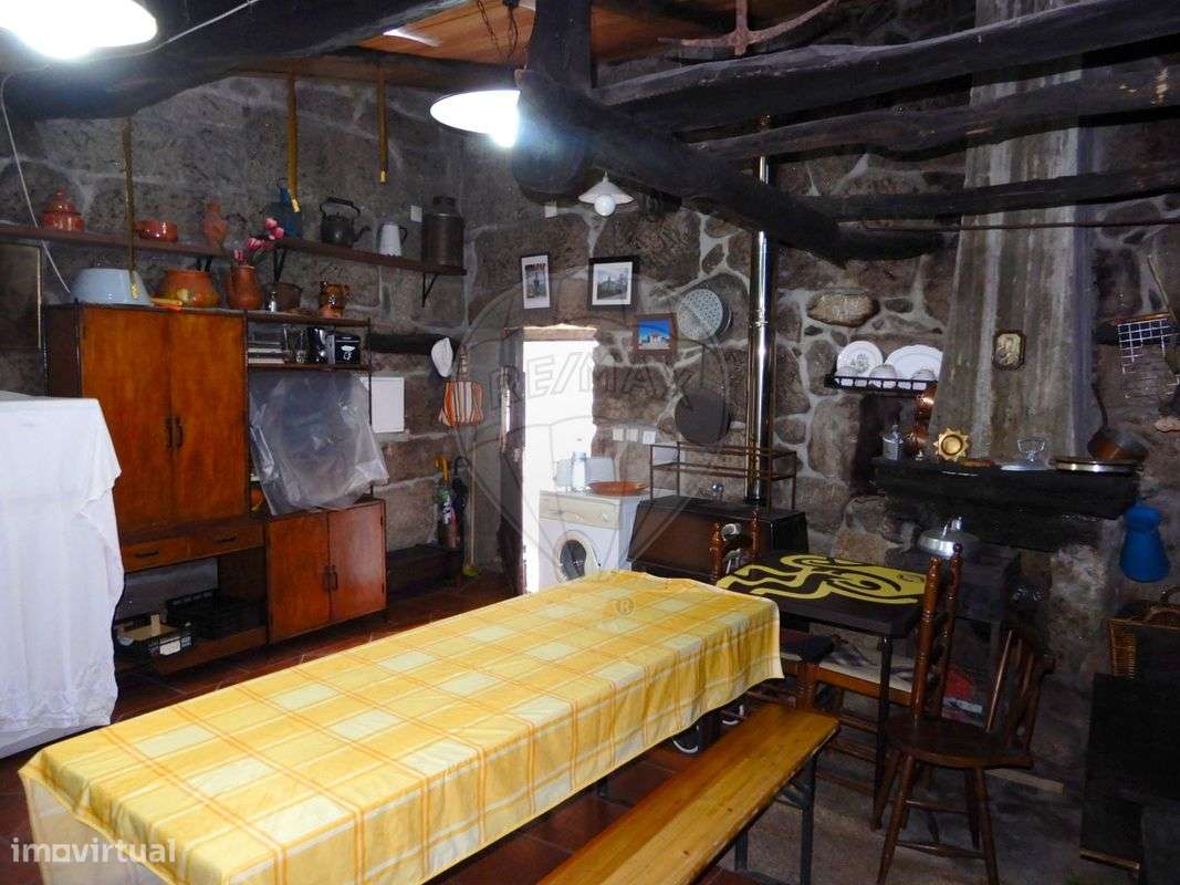 Moradia T2 para venda - Grande imagem: 4/11