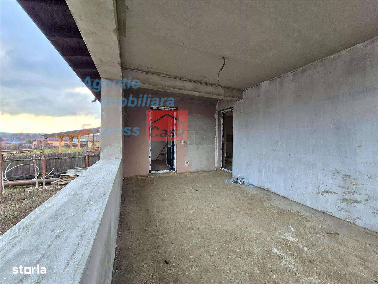 Casa noua cu 5 camere si 500 mp teren, Dumesti (10 minute de Valea Lup - Imagine principală: 5/9