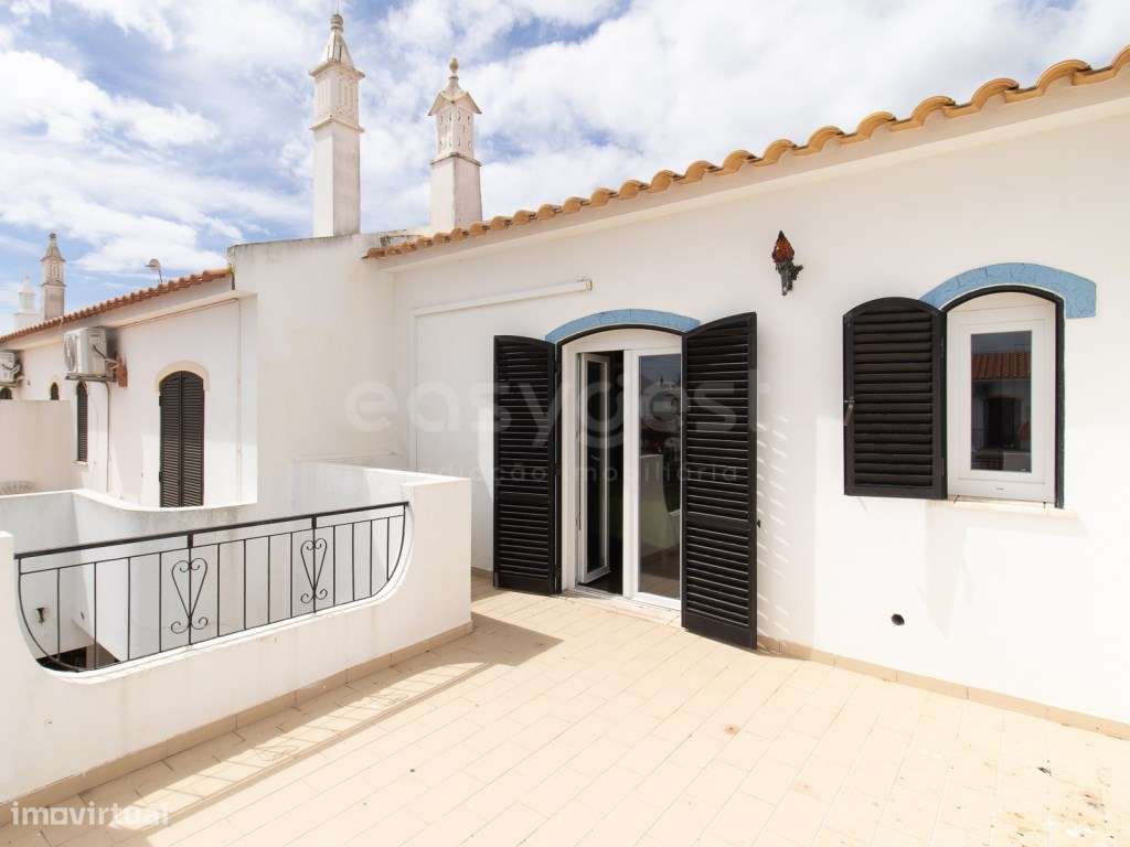 Moradia T3 Com Logradouro E Excelente Exposicao Solar Altura