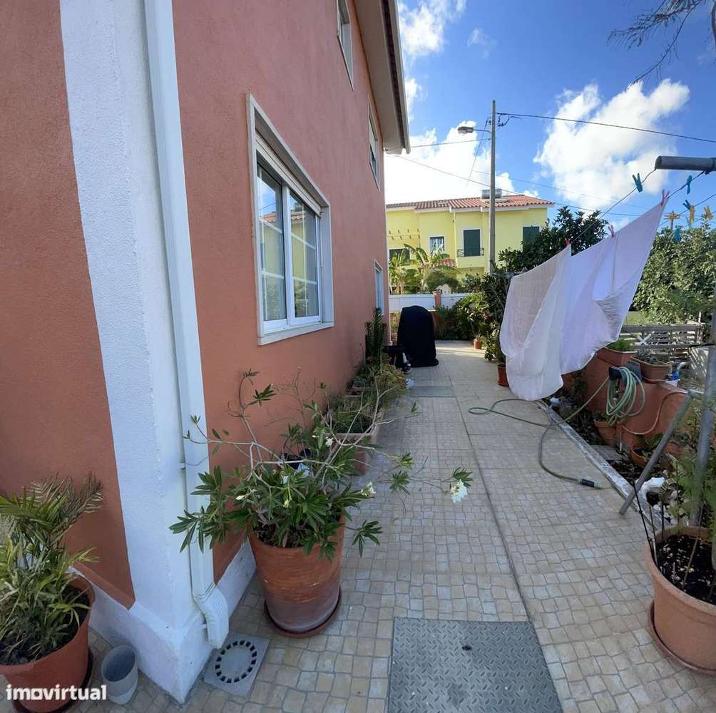 EXCLUSIVO EM CASCAIS |  T3 +1 anexo EM MANIQUE DE BAIXO.-22