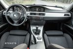 BMW Seria 3 325i - 25