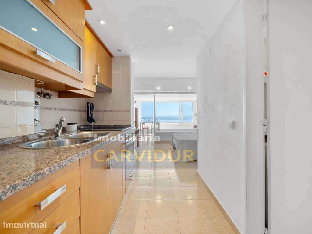 Apartamento T0 debruçado sobre a Baía de Sesimbra,Vista de Mar Exce...-13