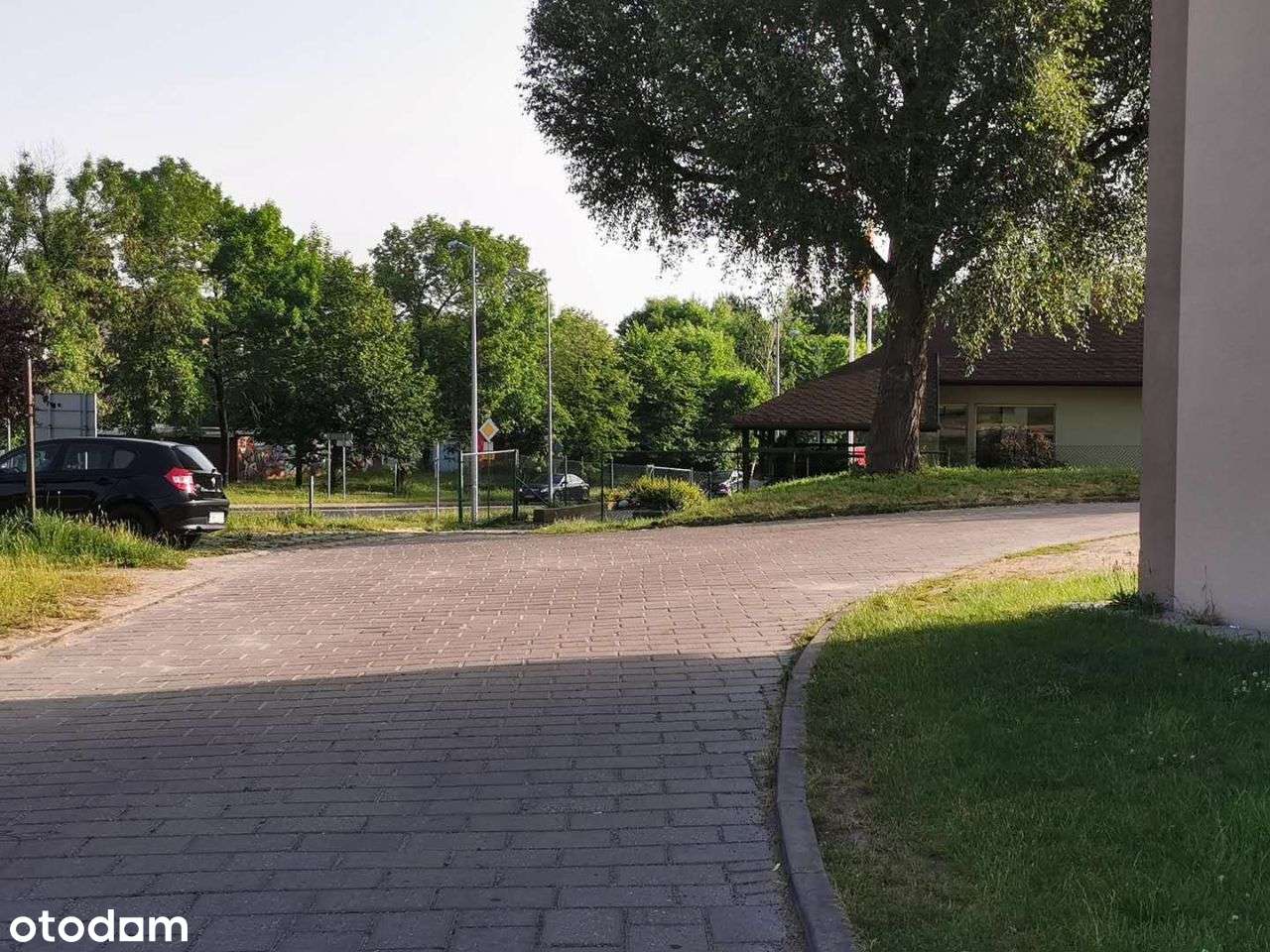 Rybnik - pawilon wolnostojący przy głównej drodze - Pełny obrazek: 4/6