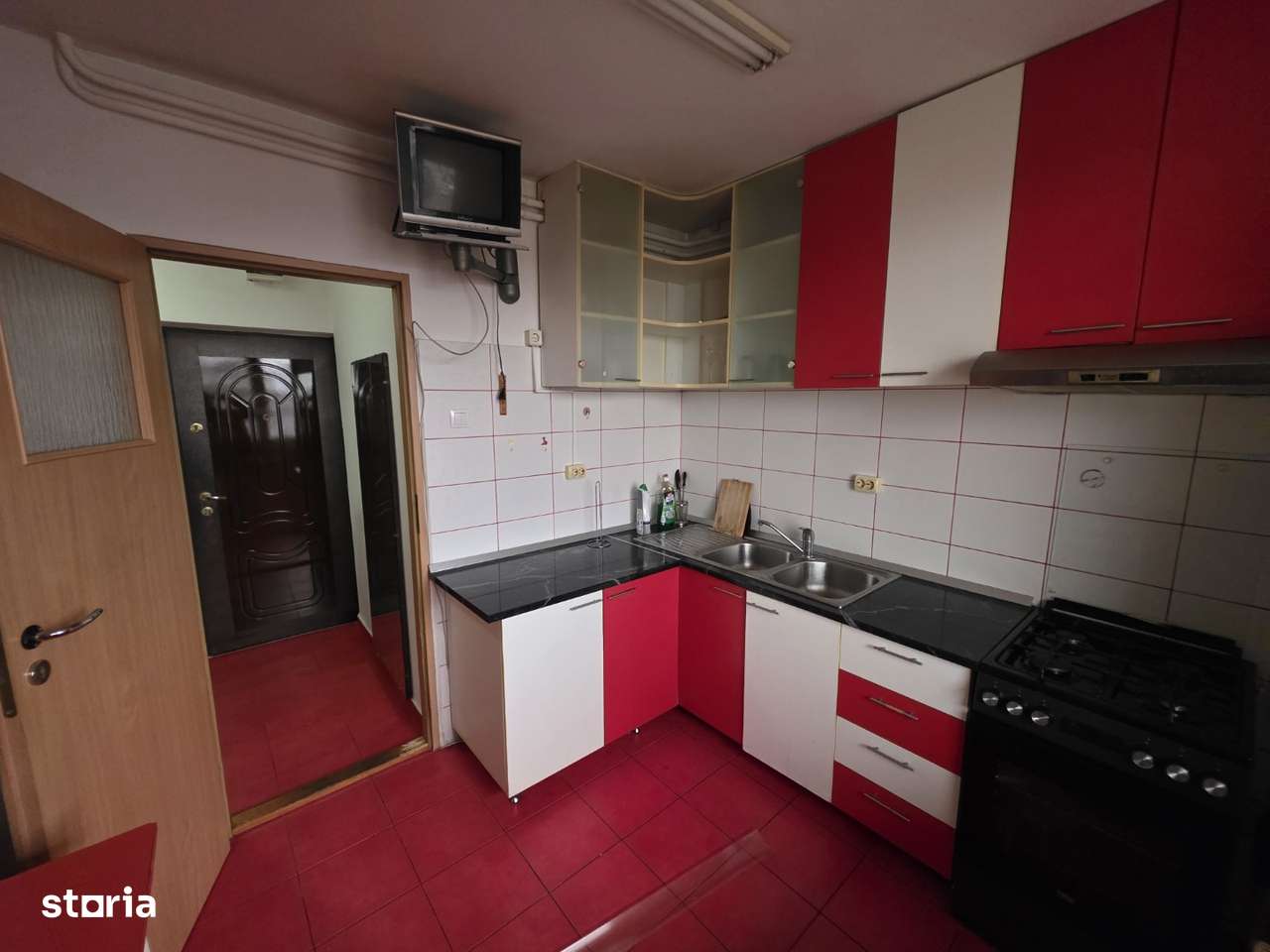 Piata Sudului, 10 minute metrou, Secuilor intersectie cu  Mirea Luiza-8