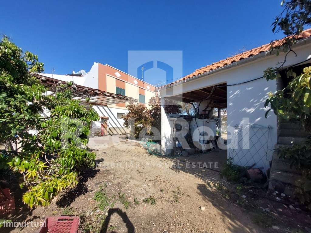 Moradia T5 isolada nos arredores de Olhão-11