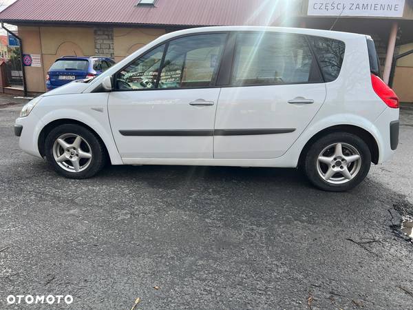 Renault Scenic 1.4 16V Alize - 8