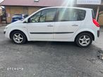 Renault Scenic 1.4 16V Alize - 8