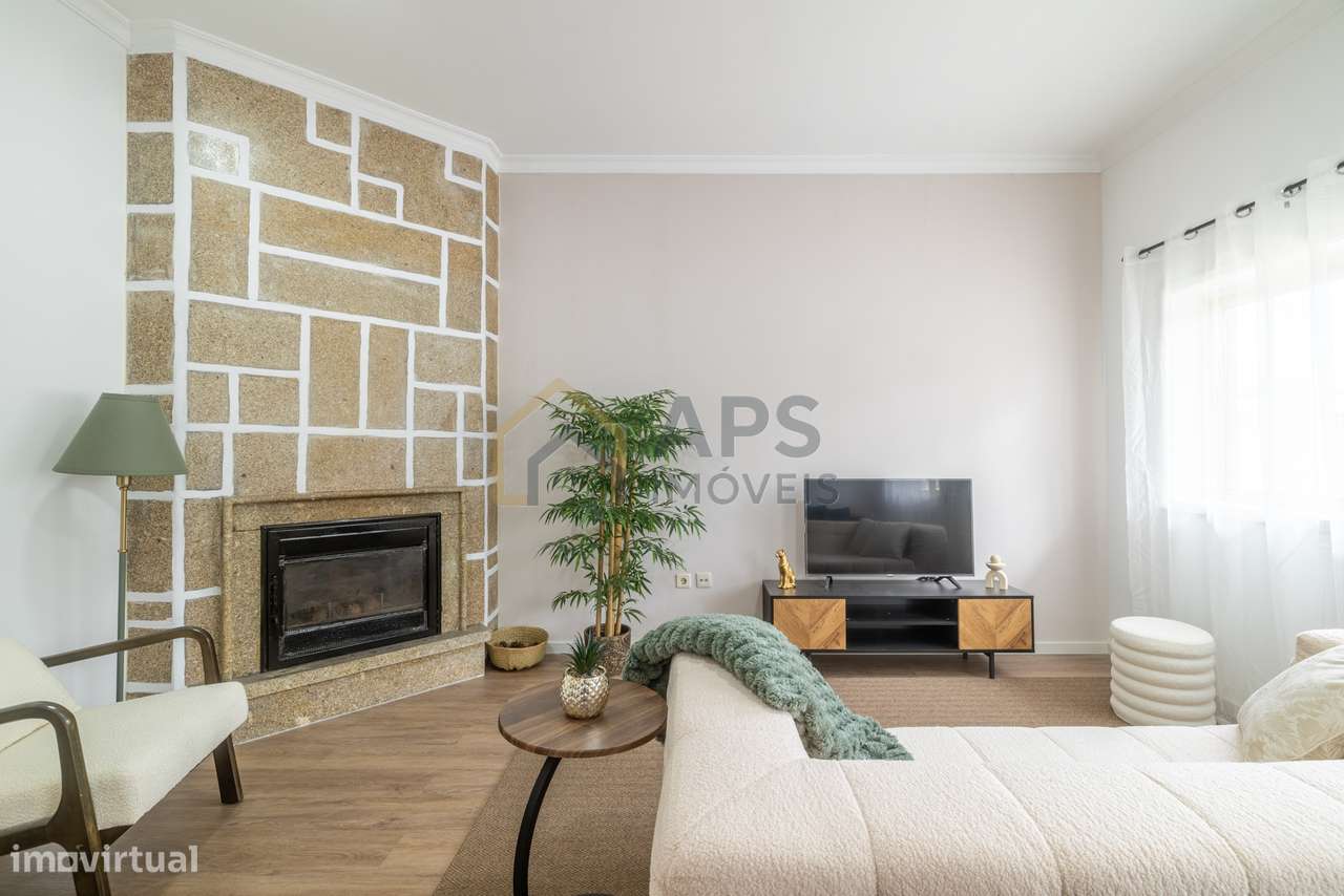 Apartamento T2 à venda em Paços de Ferreira-2