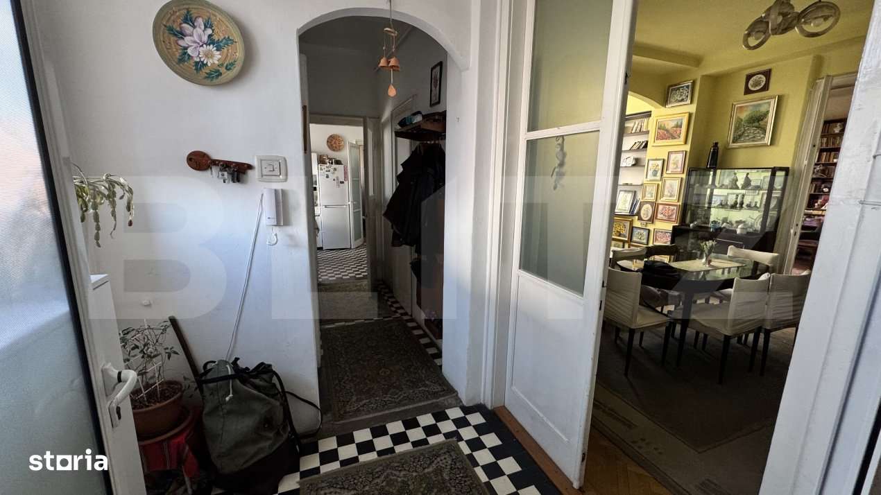 Apartament cu 3 camere, 73 mp utili + 67 mp curte, zona Bd. 21 Decembr - Imagine principală: 5/17