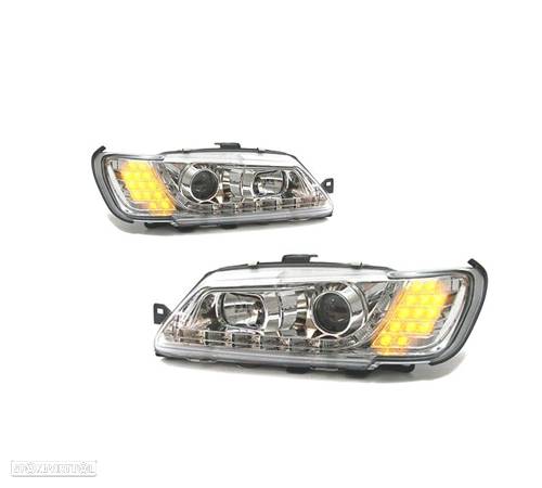 FARÓIS COM LUZ DIURNA LED PARA PEUGEOT 306 93-97 FUNDO CROMADO - 1