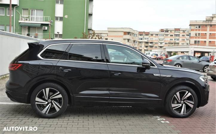 Volkswagen Touareg 3.0 V6 TDI 4Motion DPF Automatik R-Line - 29