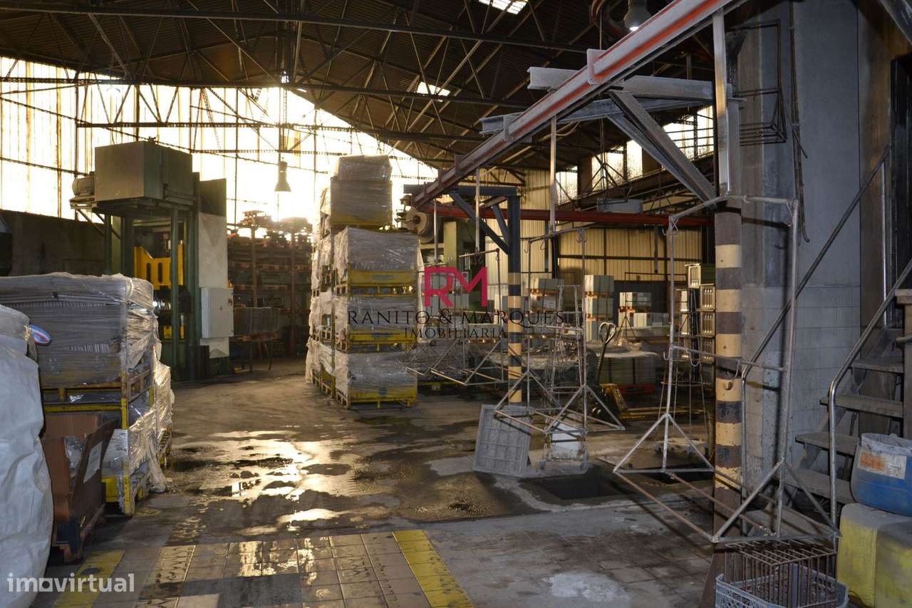 ARMAZÉM INDUSTRIAL COM 4.040M2 | RIO TINTO, GONDOMAR-13