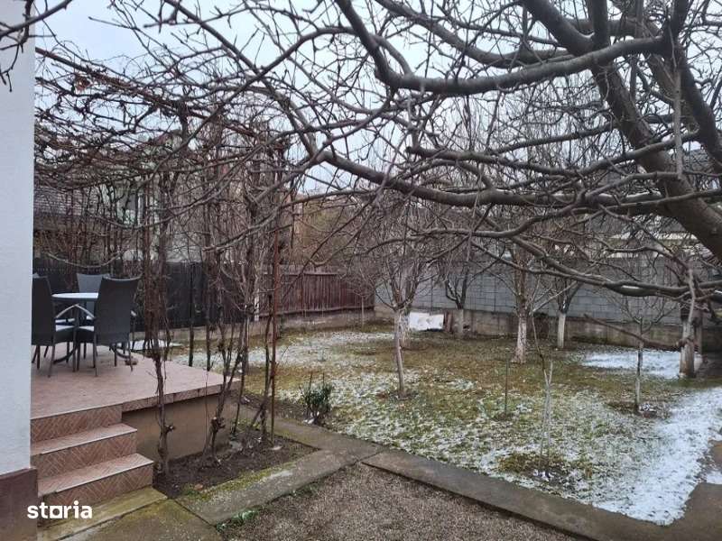 Casă cu 3 camere + curte 700mp - Strada Dorin Teodorescu - Imagine principală: 5/5