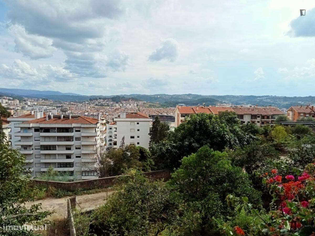 Quarto - localizado em Bairro do Sol Coimbra - Grande imagem: 4/8