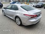 Toyota Camry - 2