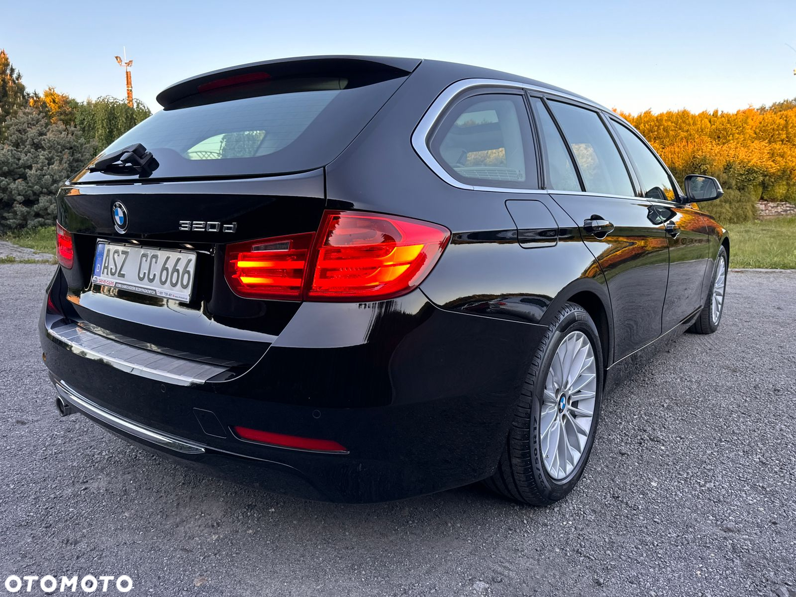 BMW Seria 3 320d Touring Sport-Aut Luxury Line - 30
