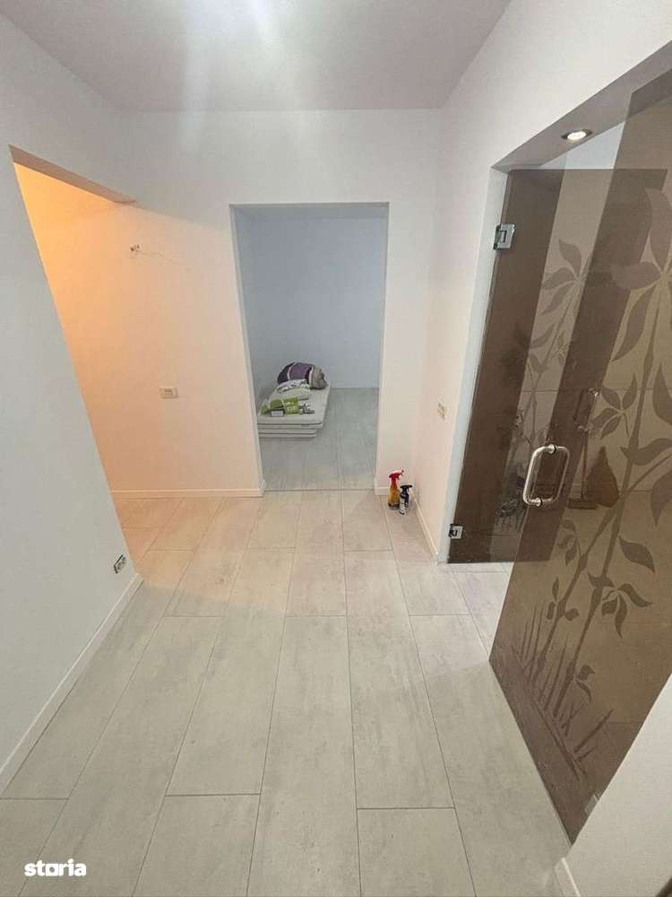 Apartament 3 camere | 66 mp | Decomandat | Etaj 3/4 - Imagine principală: 2/10