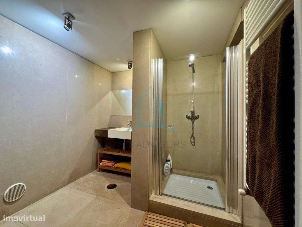 Moradia T4 com Piscina na cobertura-49