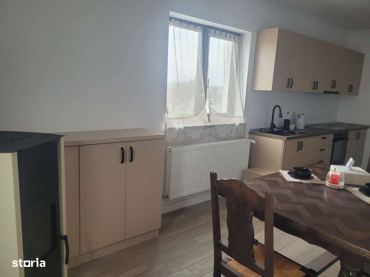 3 cam, Osorhei DN parter,  mobilata bucataria,2 dormitoare, 2bai - Imagine principală: 4/20
