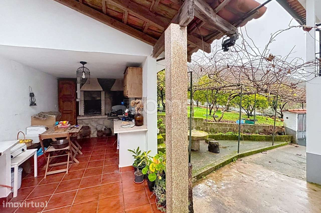 Moradia com Alma, Sol e Natureza — Um Refúgio Perfeito para Viver-27