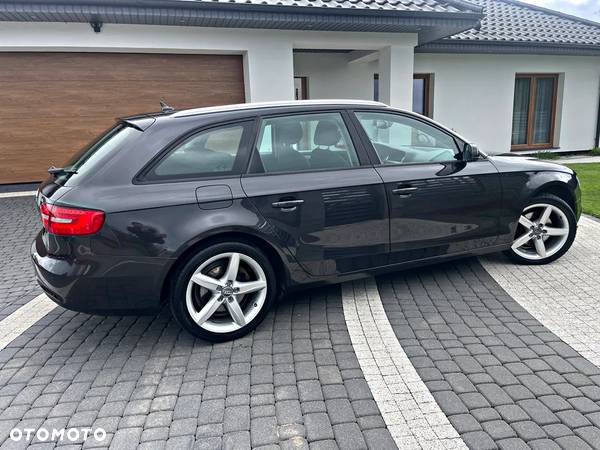 Audi A4 Avant 2.0 TDI DPF multitronic Ambiente - 14