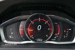 Volvo V60 D4 Geartronic Summum - 22