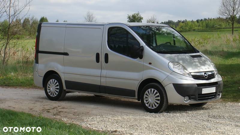 Opel VIVARO 2.0 115KM * KLIMA * NAVI * ZADBANY ! POLECAM ! - 2