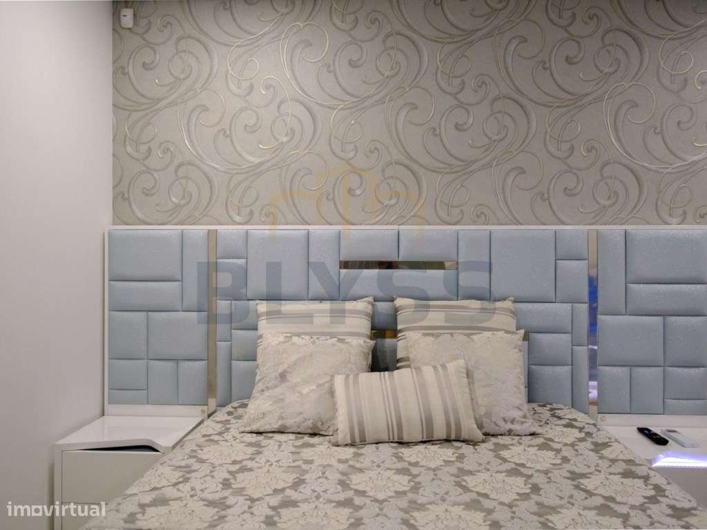 Moradia T4 com Piscina na Aroeira - Charneca da Caparica-37