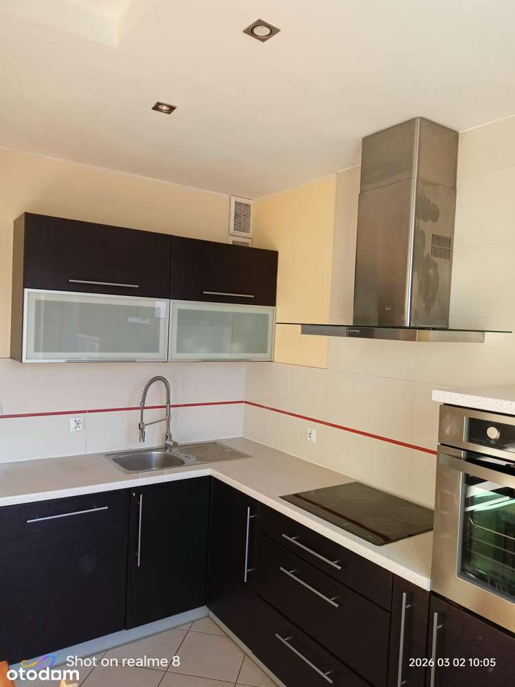 Przestronne 3 pokoje w super lokalizacji!-2