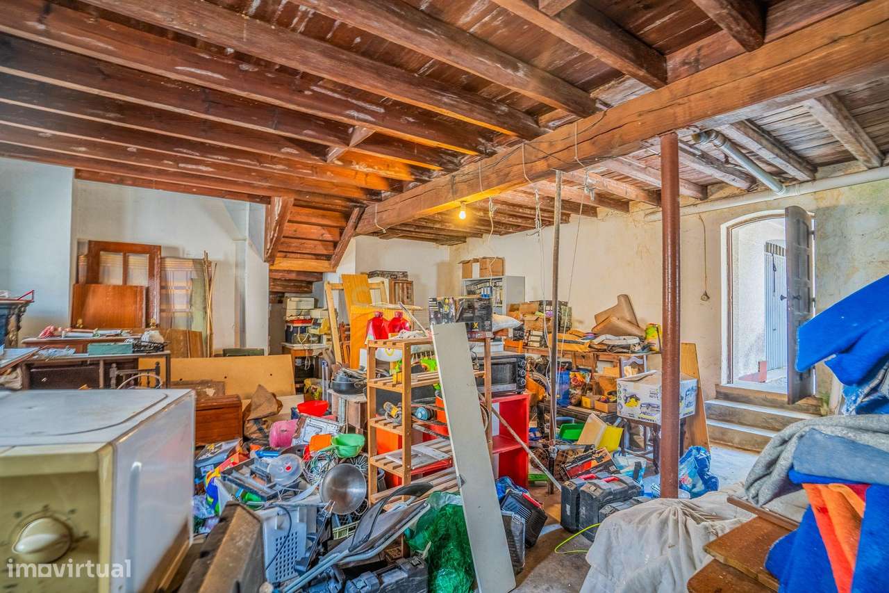 Moradia no Centro das Gaeiras. Uma casa única.-48