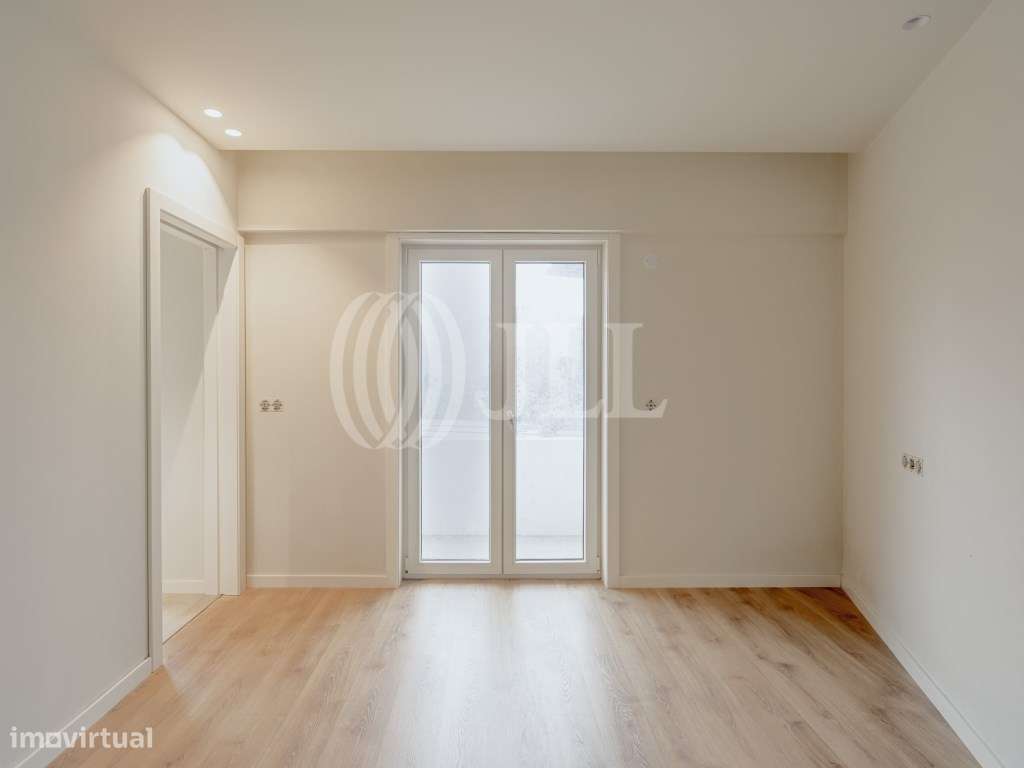Apartamento T4 duplex jardim privativo nas Antas, Porto-11