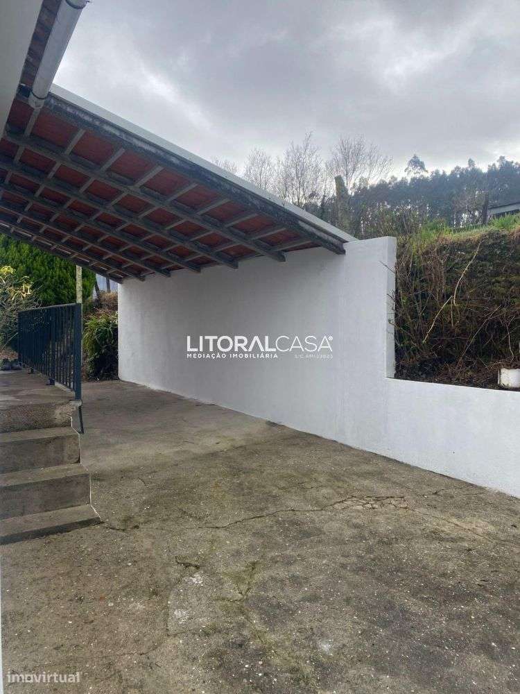 Moradia T3 Remodelada - Silva Escura-10