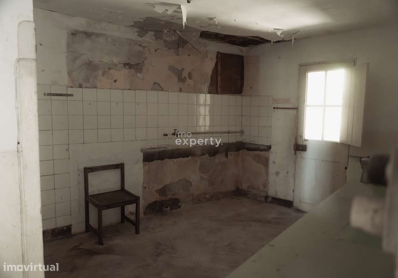 Edifício histórico com projeto aprovado no coração do Funchal-39